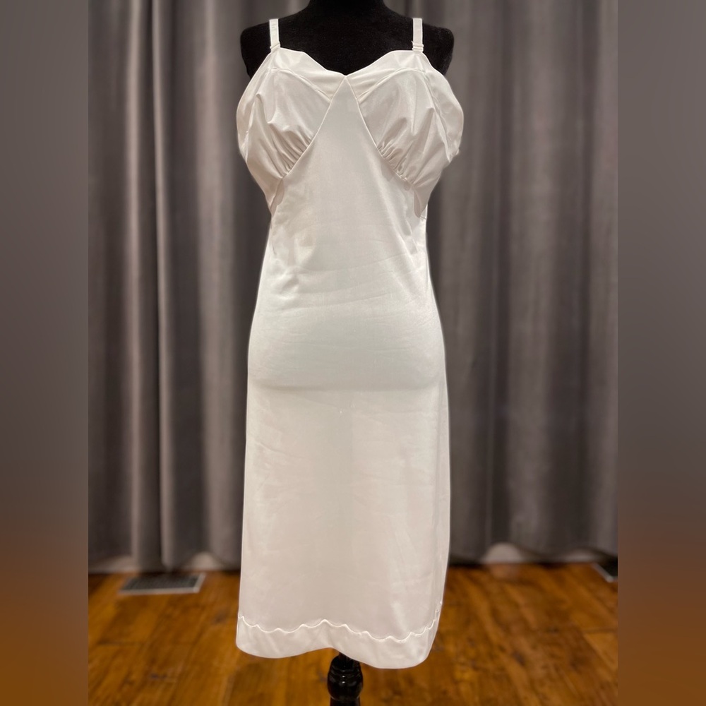 Vintage Lov Lee white nylon slip dress nightie